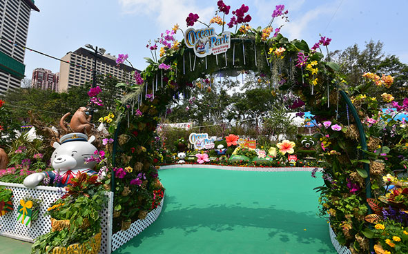 Ocean Park Hong Kong  < AN INSPIRATIONAL ECOLOGICAL GARDEN THAT MIMICS NATURAL HABITATS >