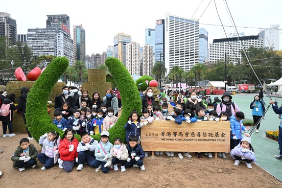 Jockey Club Mosaiculture Display by Students