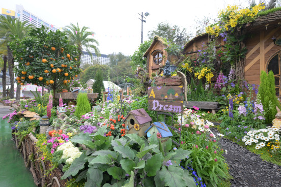 First Prize: Yuen Long District <The Happy Cottage>