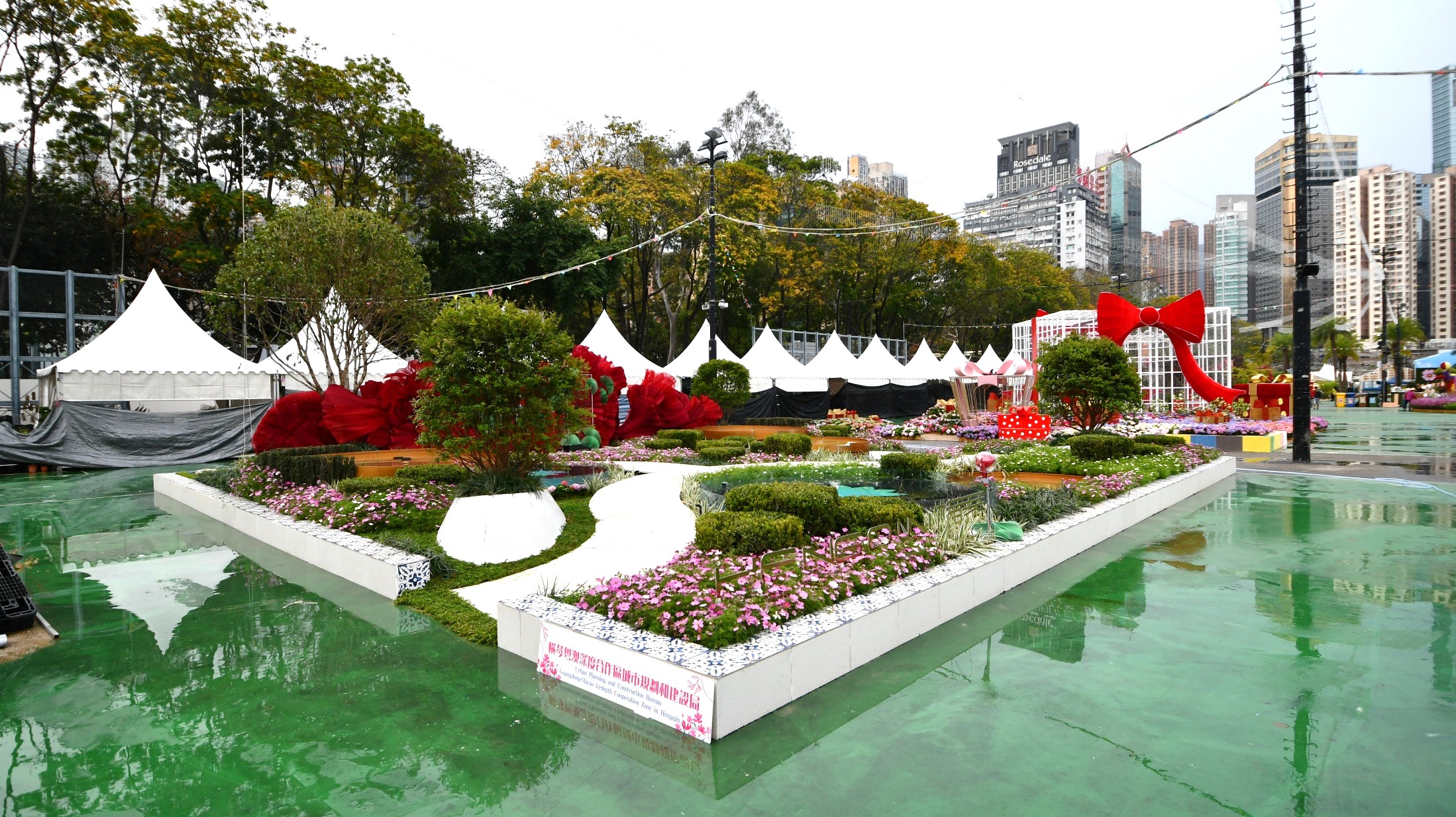 Urban Planning and Construction Bureau<br />Guangdong-Macao In-depth Cooperation Zone in Hengqin - A Dance by People of Hengqin and Macao